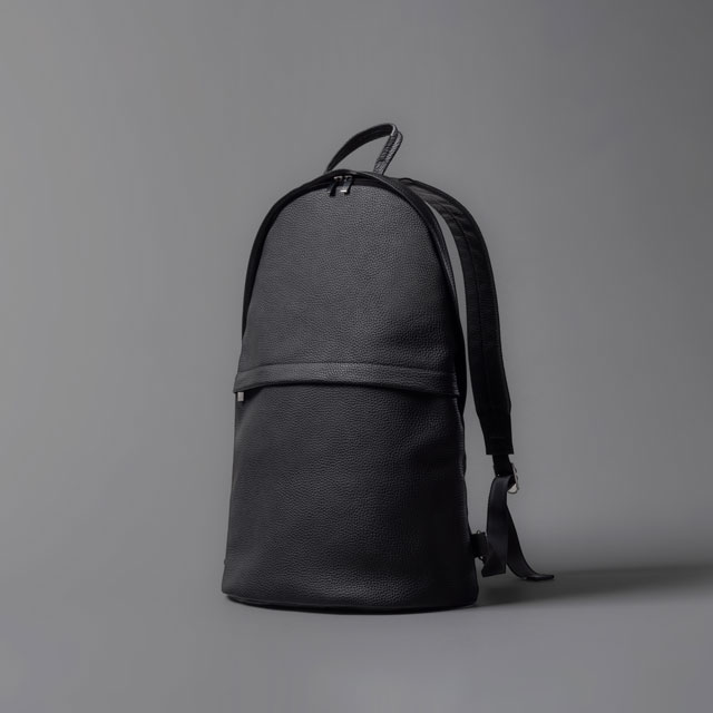 THE DAY PACK leather BLACK