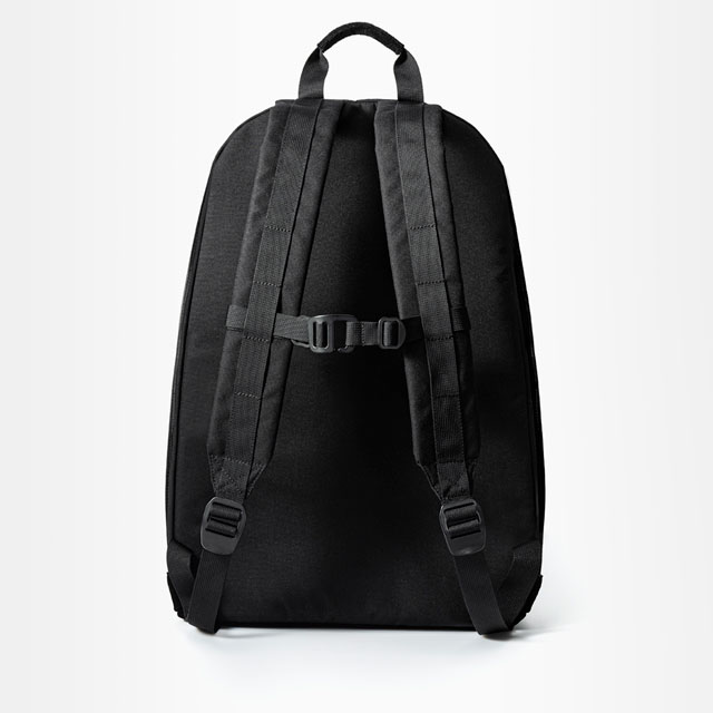 THE DAY PACK BLACK