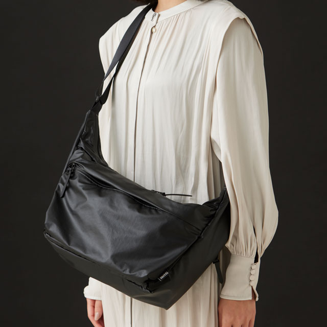 SHOULDER BAG-PREMIUM- BLACK×BLACK Synthetic Leather