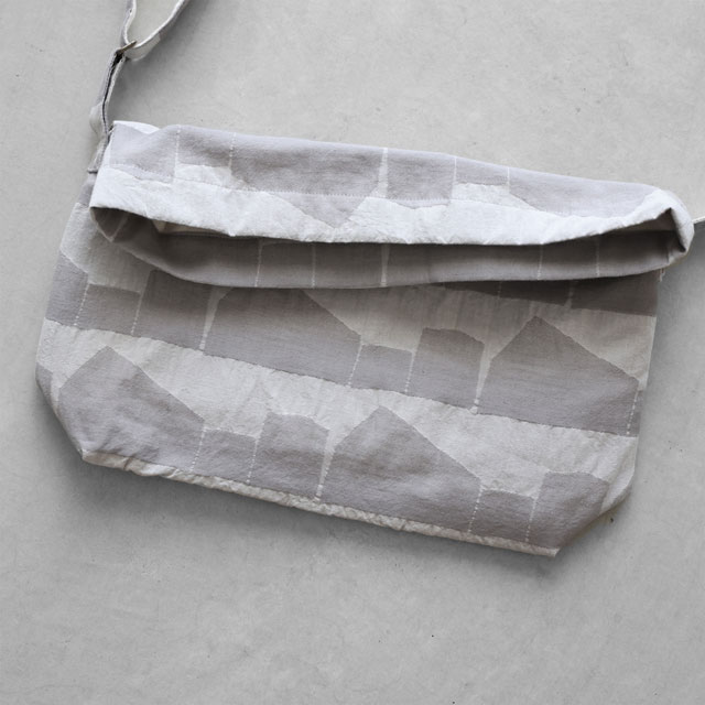 先染め朱子織シャトルジャガード2WAYミニショルダーバッグ　ライトグレー