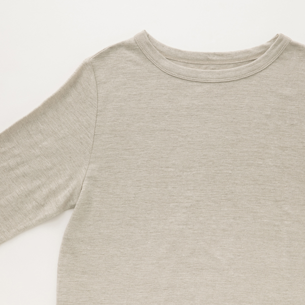 リネンのTシャツ 七分袖