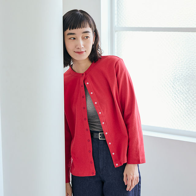 スナップホックのカーディガン
