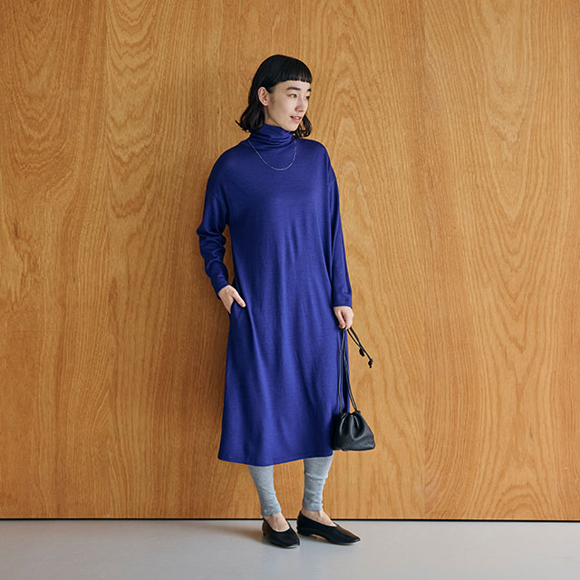 ウールのタートルワイドワンピース