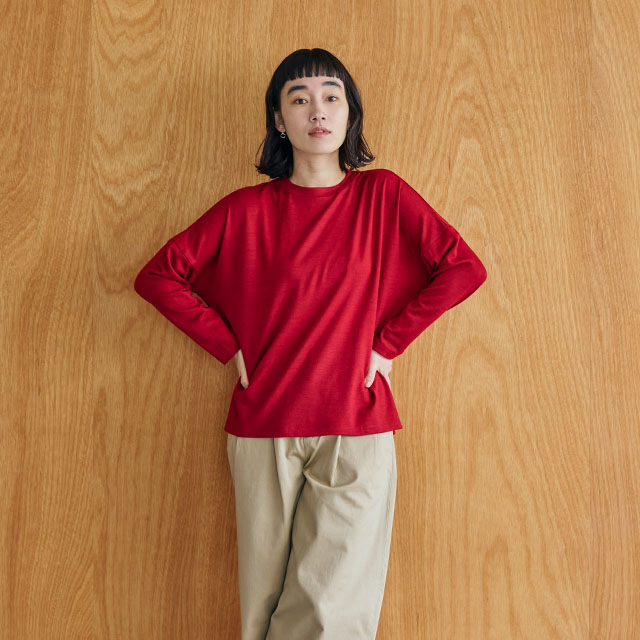 ウールのクルーワイドプルオーバー
