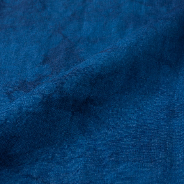 ムラ染めの麻布Ｔシャツ　藍×濃藍
