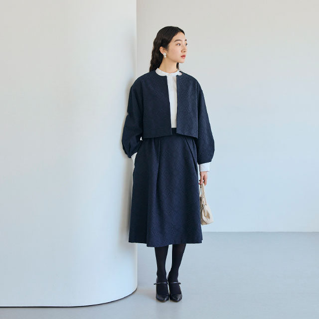 ジャカード織のジャケット　菱紋