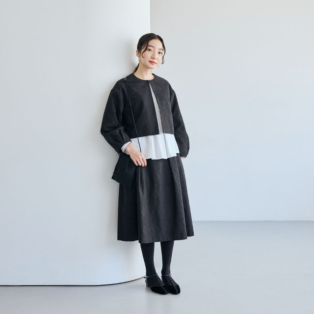 ジャカード織のジャケット　菱紋