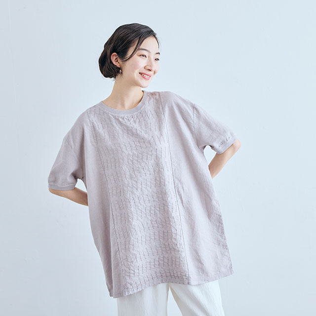 夏に着たい、定番のトップス