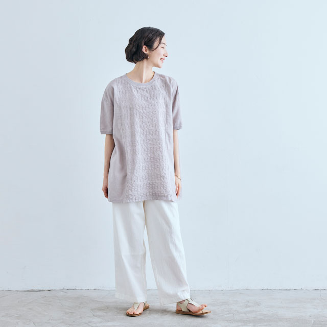 刺繍の半袖チュニック　山路紋