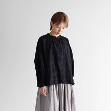 柄二重織シャトルジャガードバルーンスリーブワイドブラウス