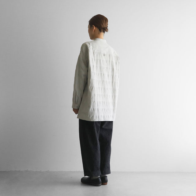 柄二重織シャトルジャガードバンドカラーオーバーシャツ ミストグレー ユニセックス