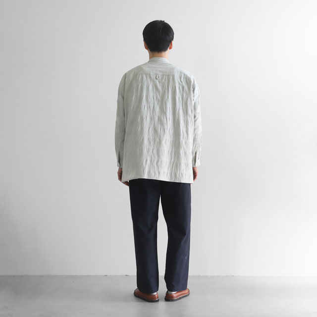 柄二重織シャトルジャガードバンドカラーオーバーシャツ ミストグレー ユニセックス