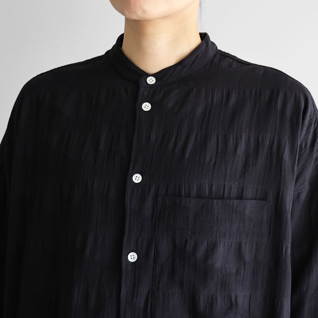 柄二重織シャトルジャガードバンドカラーオーバーシャツ ミストグレー ユニセックス