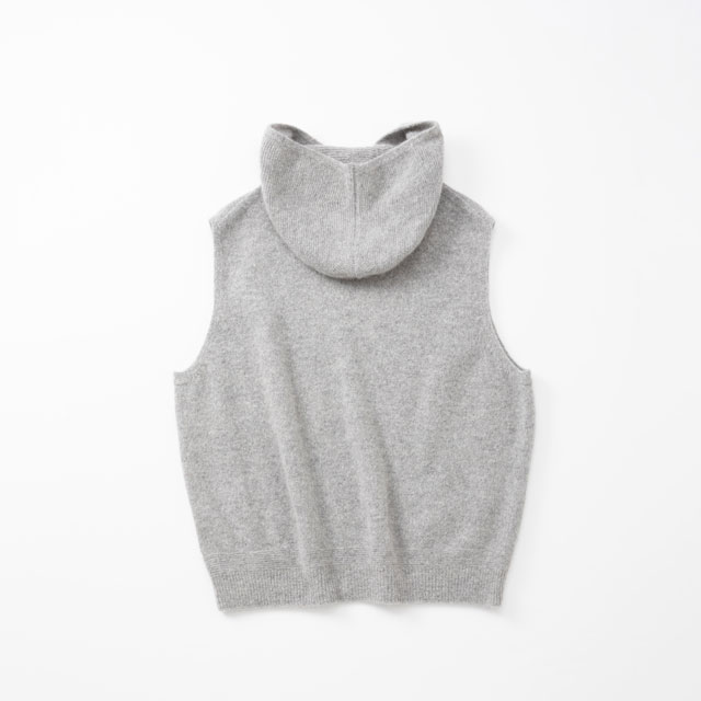 ウールフォックスのライトニットパーカーベスト