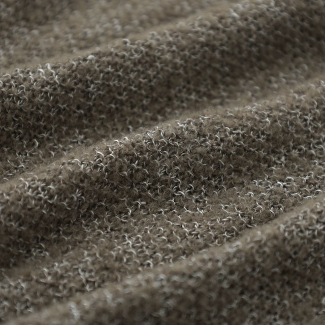 防縮ウールのブークレヤーンカーディガン