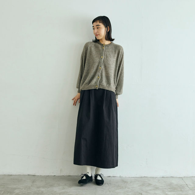 防縮ウールのブークレヤーンカーディガン