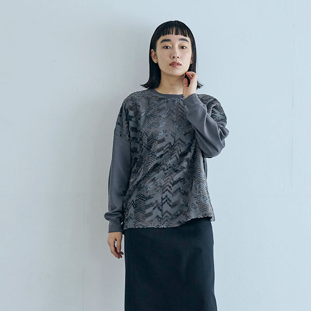 めぐり布 後ろボタンカットソー