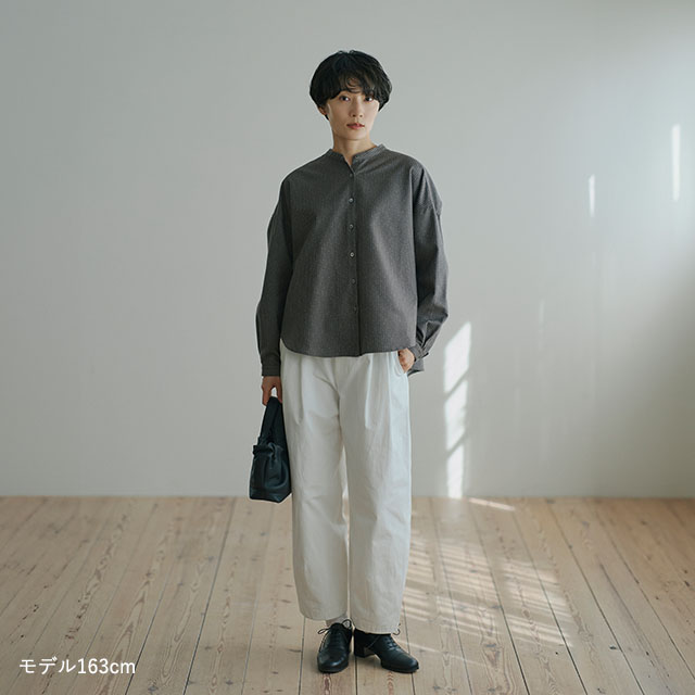 やわらかネルのバックギャザーブラウス