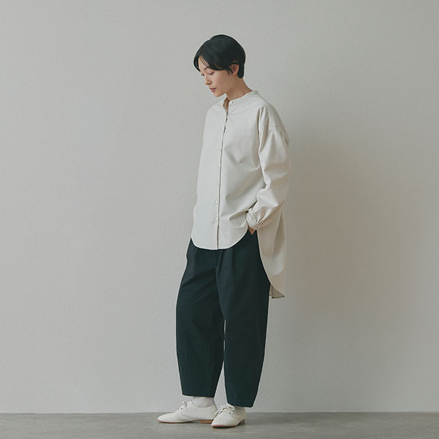 やわらかネルのバックギャザーロングブラウス