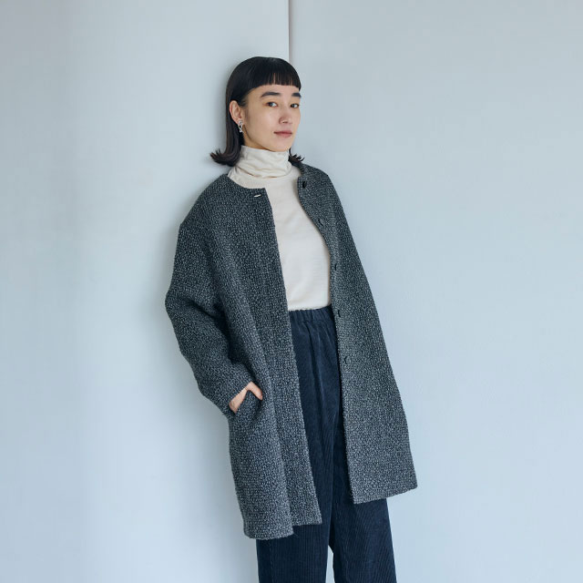 ウールアルパカのワッフル織コート