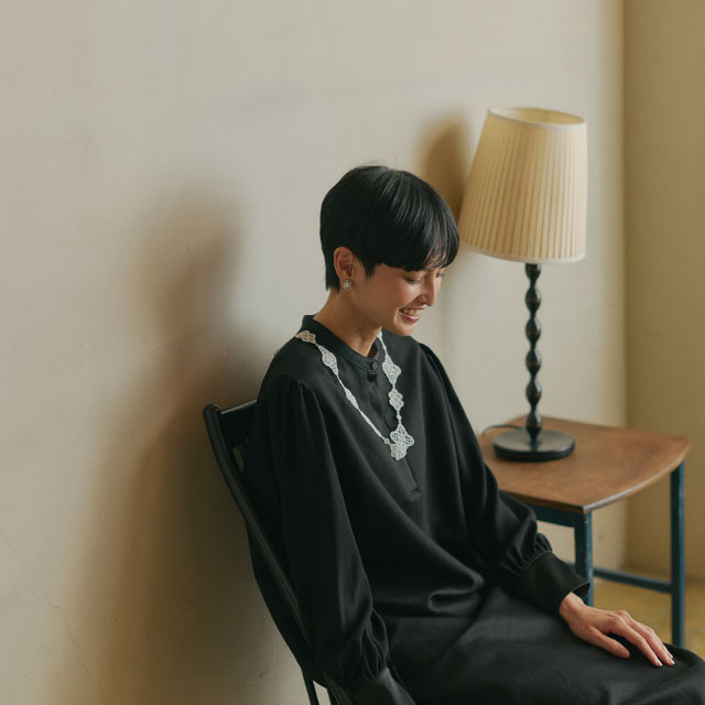 リネンコットンとサテンのワンピース