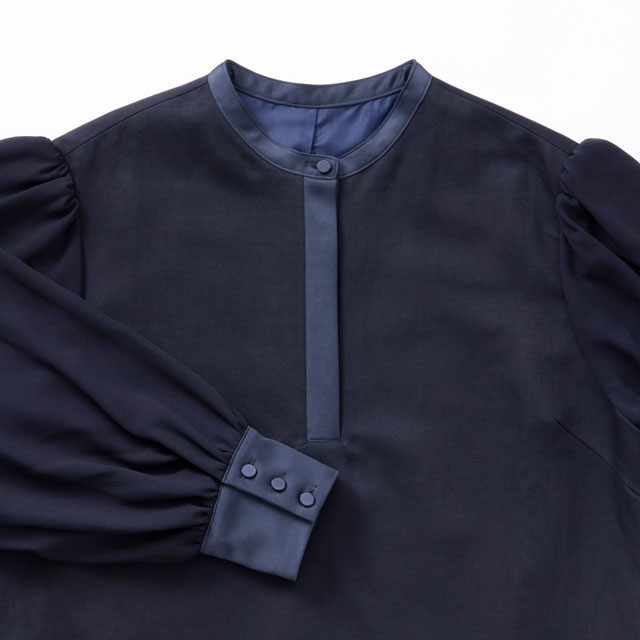 リネンコットンとサテンのワンピース