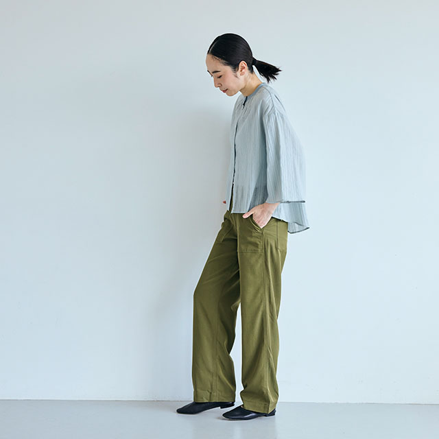 からみ織の羽織りブラウス