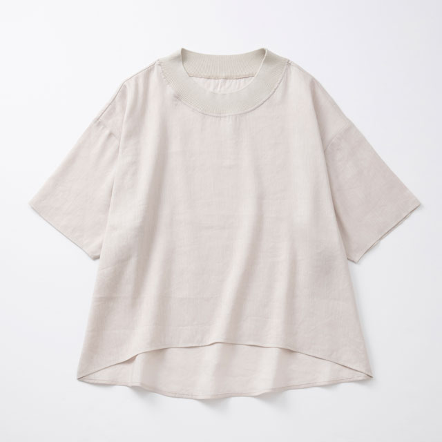 とろみ麻のＴシャツ
黒