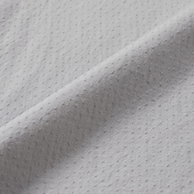 ドットドビーのブラウス