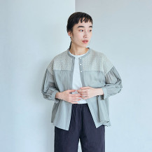 ラッセル編みの羽織りブラウス