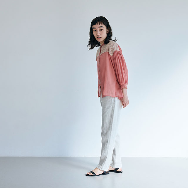 ラッセル編みの羽織りブラウス