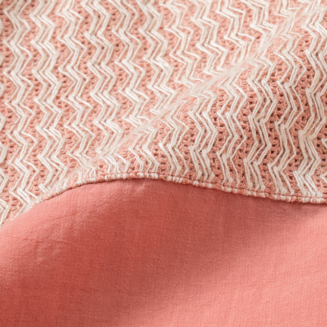 ラッセル編みの羽織りブラウス