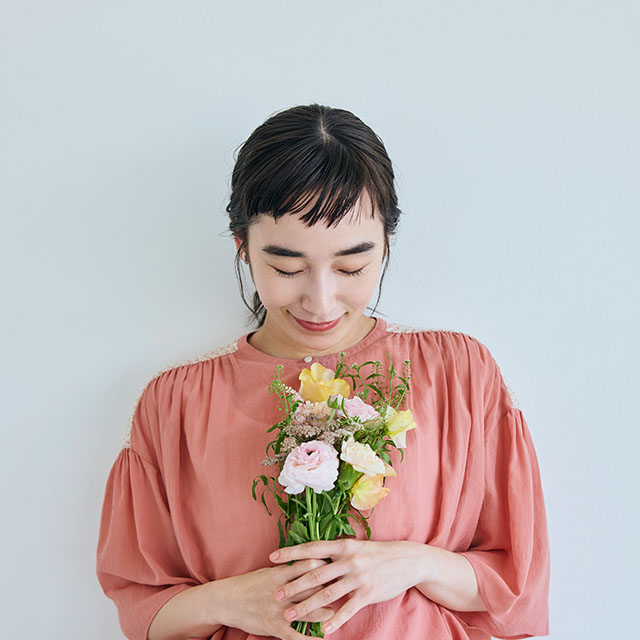 ラッセル編みのプルオーバー