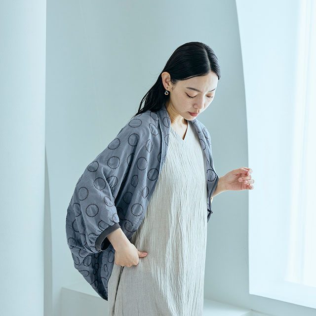 刺繍のボレロ　丸紋