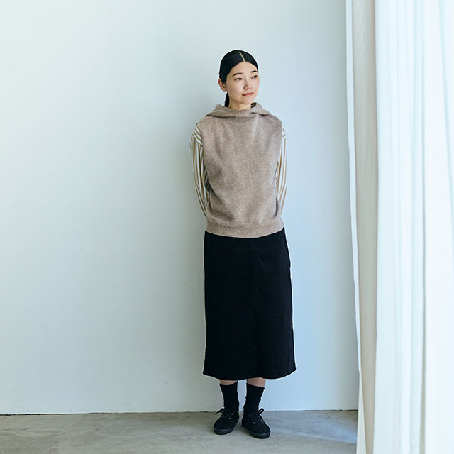 ウールアルパカ　パーカーベスト