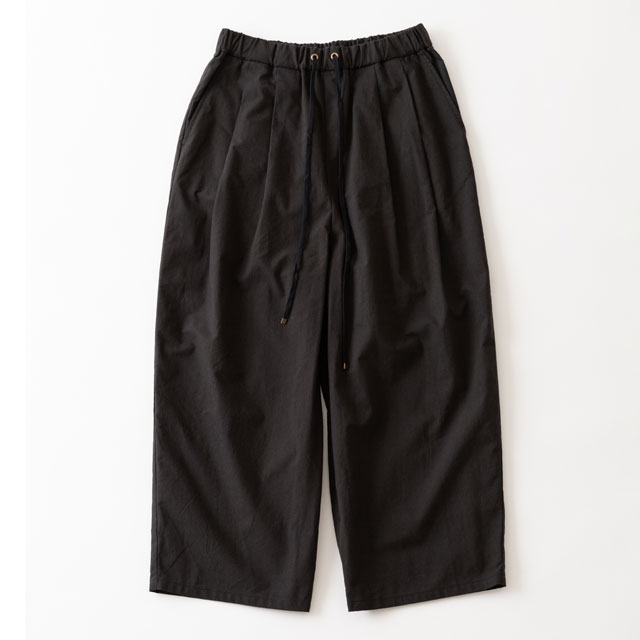 ゆったり2タックテーパードパンツ ホワイト FREE