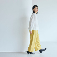 厚手麻のワイドパンツ