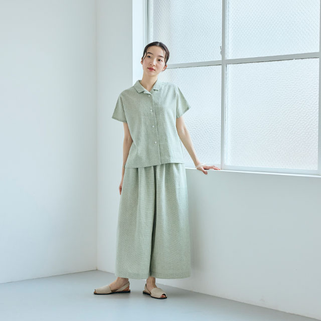 【WEB限定】綿麻のちりめん織　ロングキュロット 緑