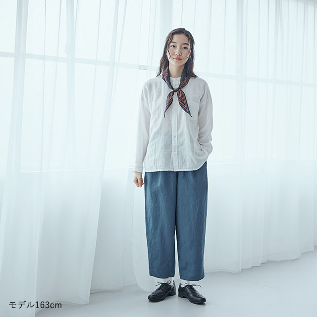 【WEB限定】麻の高密度織 タックパンツ 青緑