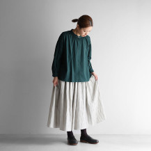 柄二重織シャトルジャガードロングスカート