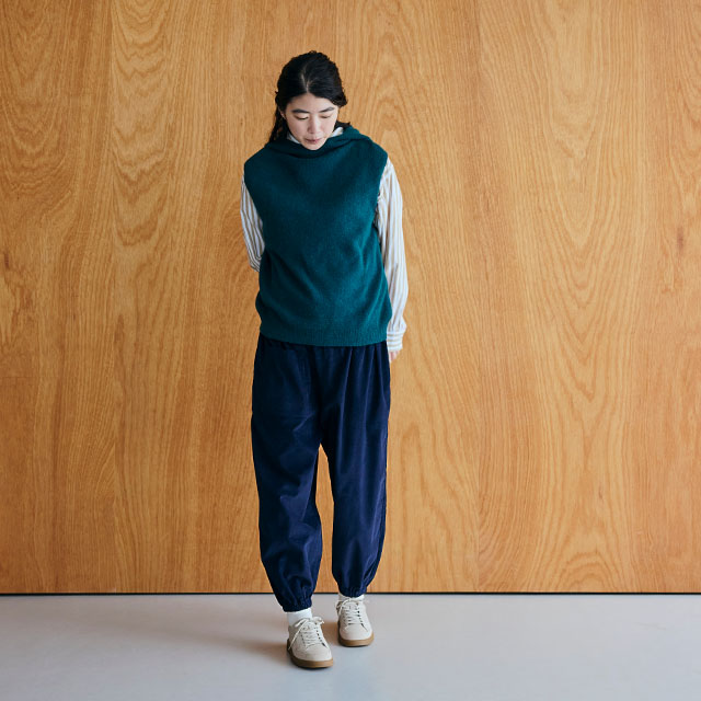 細コールのもんぺパンツ