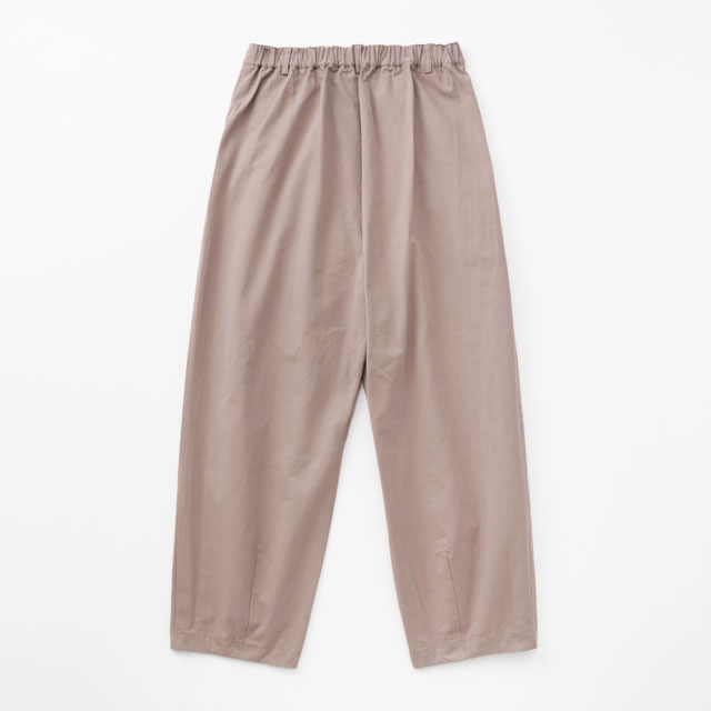 高密度コットンのコクーンパンツ