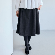 ジャカード織のスカート　菱紋