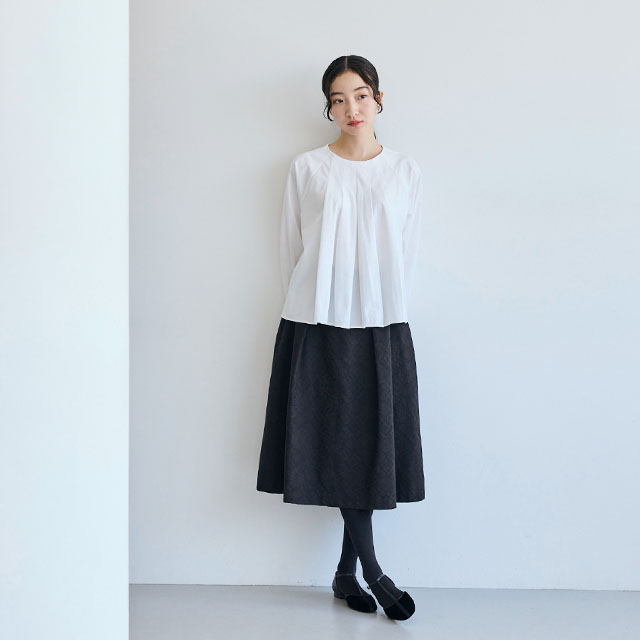 ジャカード織のスカート 菱紋