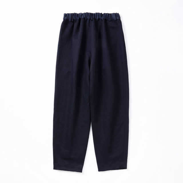 リネンコットンとサテンのテーパードパンツ