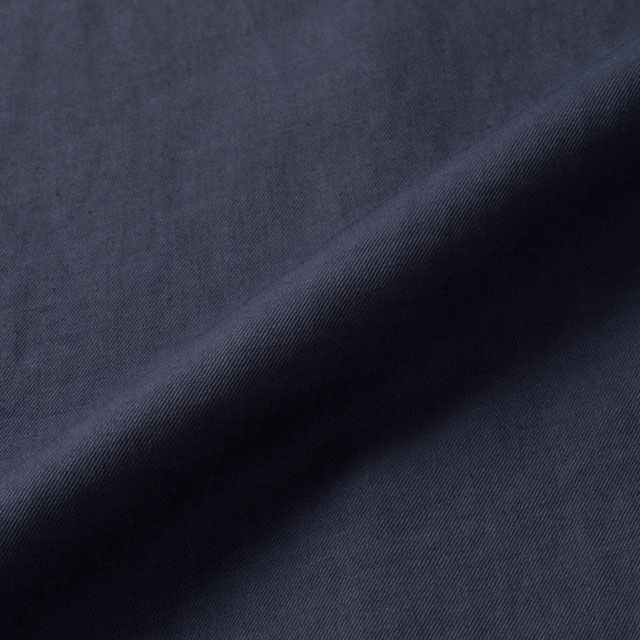 リネンコットンとサテンのテーパードパンツ