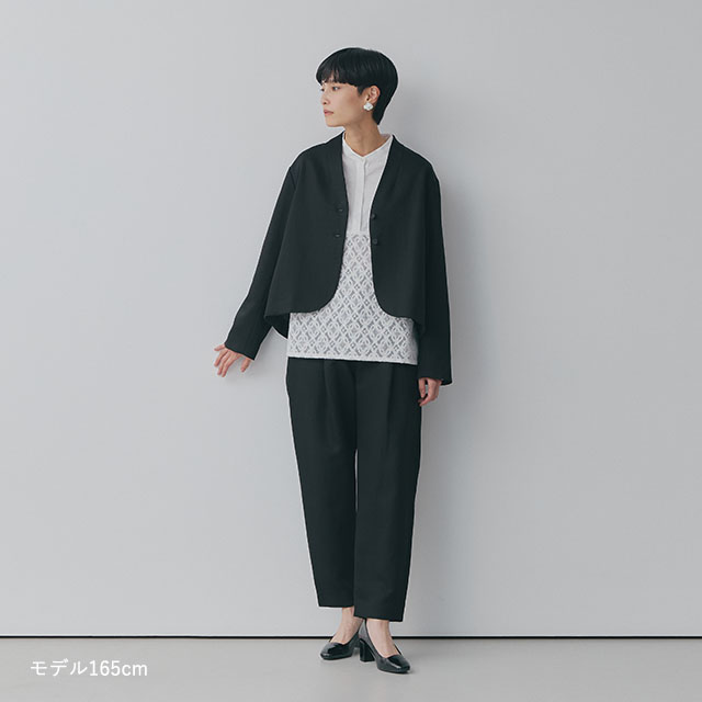 リネンコットンとサテンのテーパードパンツ