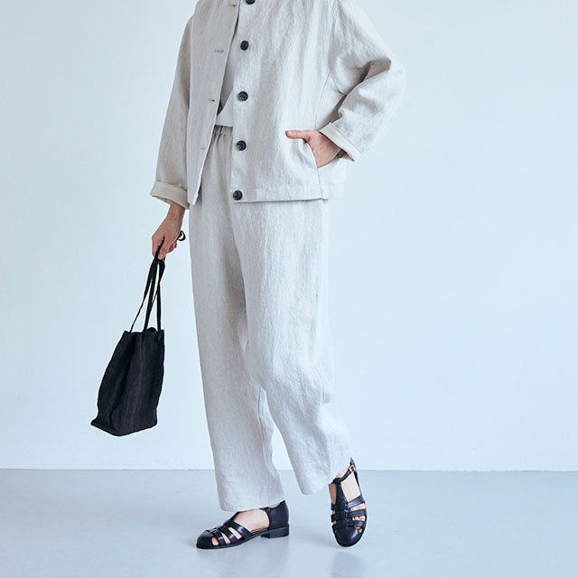 リネンデニムのワイドテーパードパンツ
