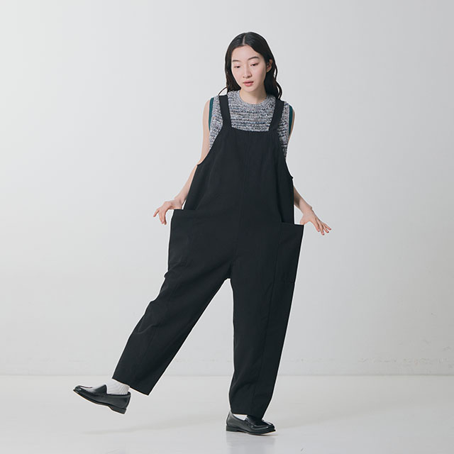【WEB限定】たっつけサロペット 黒
