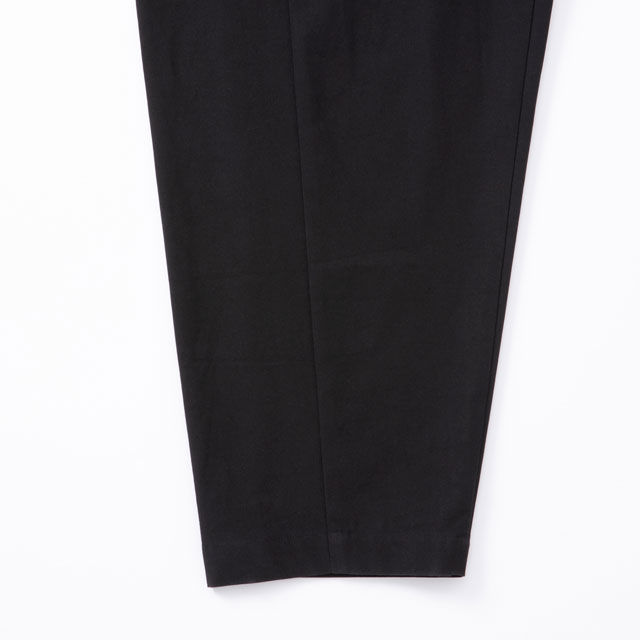 【WEB限定】たっつけサロペット 黒